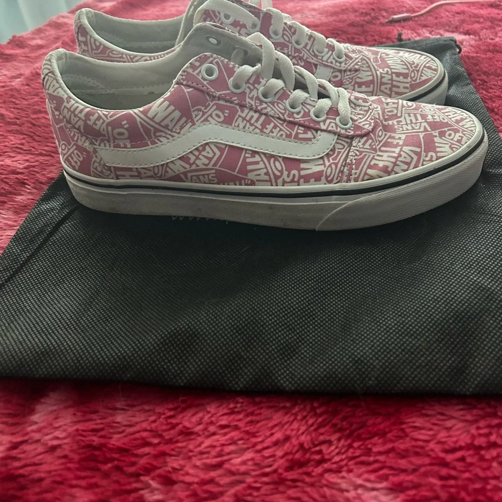 Vans Pink and White Graphic Sneakers - Picture 5 of 8